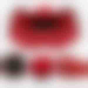 Колие в подаръчна кутия | HEARTS_APPLEROSE